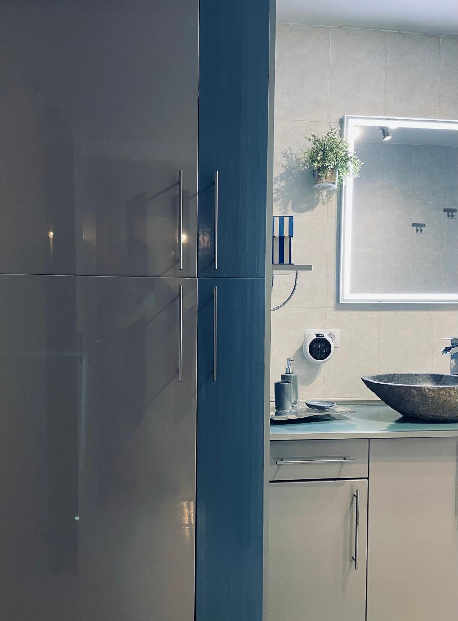 Figueres Center Apartment ภายนอก รูปภาพ