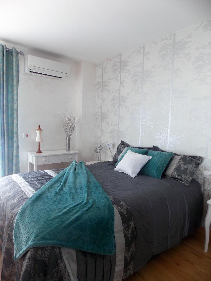 Figueres Center Apartment ภายนอก รูปภาพ