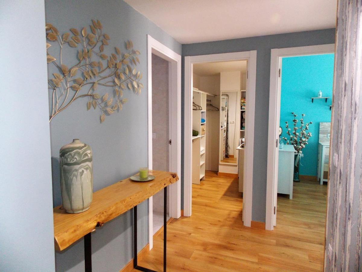 Figueres Center Apartment ภายนอก รูปภาพ